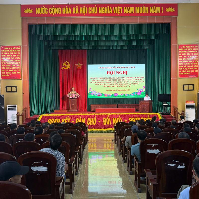 Phường Duy Tân: Tổ chức Hội nghị triển khai kết nối thiết bị truyền tin báo cháy với cơ sở dữ liệu quốc gia về PCCC và huấn luyện nghiệp vụ PCCC, cứu nạn, cứu hộ cho các cơ sở thuộc diện quản lý trên địa bàn