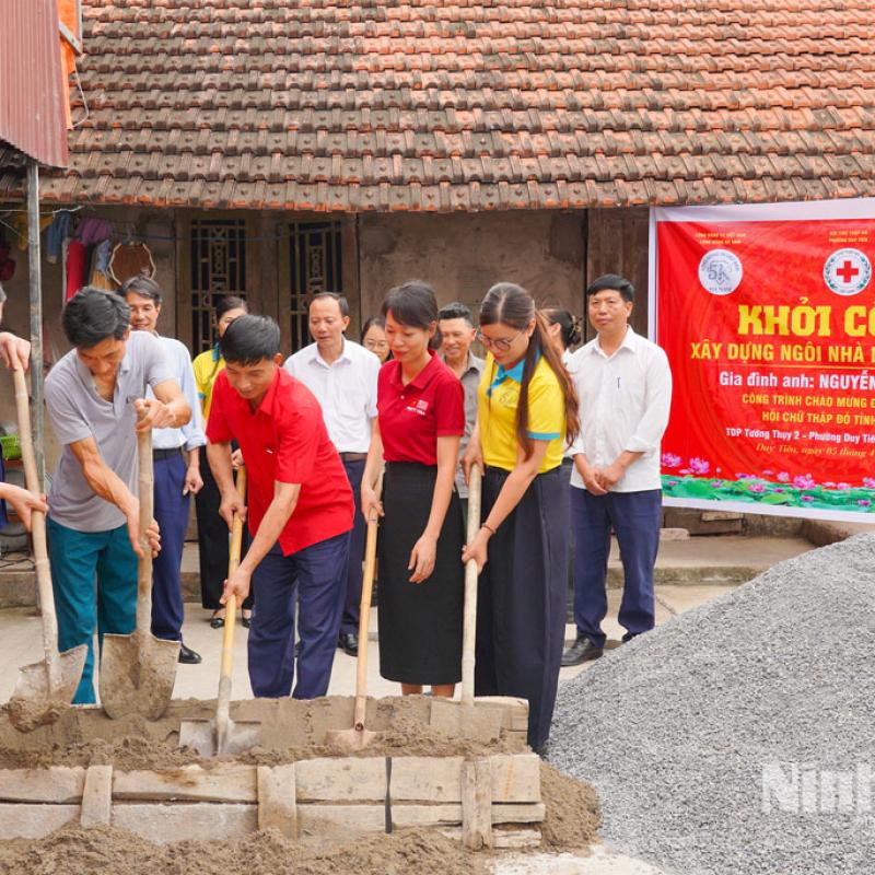 Khởi công xây dựng “Ngôi nhà mơ ước” cho hộ gia đình có hoàn cảnh đặc biệt khó khăn tại phường Duy Tiên