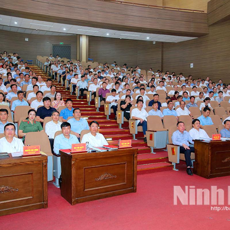 Quyết tâm xử lý dứt điểm các dự án chậm tiến độ, khơi thông nguồn lực phát triển