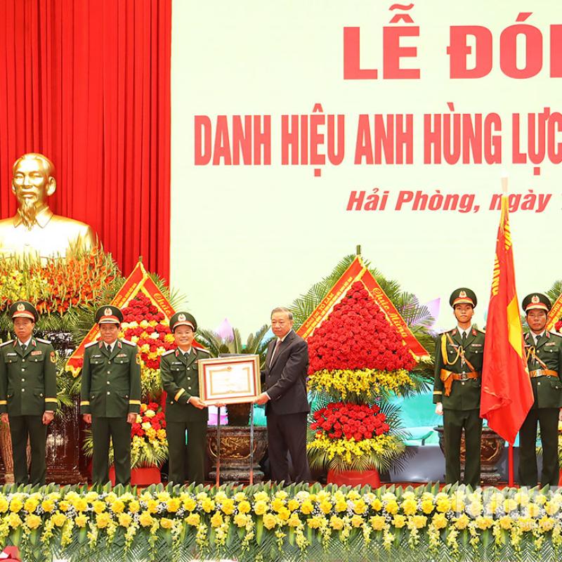 Quân khu 3 vinh dự đón nhận danh hiệu Anh hùng Lực lượng vũ trang nhân dân