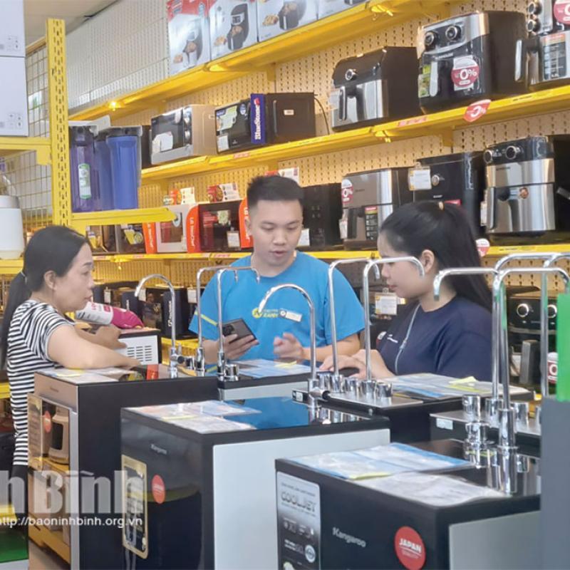 Thị trường điện lạnh vào mùa