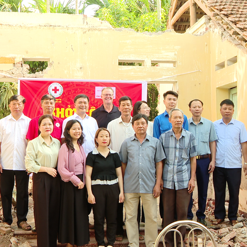 Hội CTĐ phường Duy Tiên phối hợp với Hội CTĐ tỉnh tổ chức khởi công xây dựng Ngôi nhà CTĐ