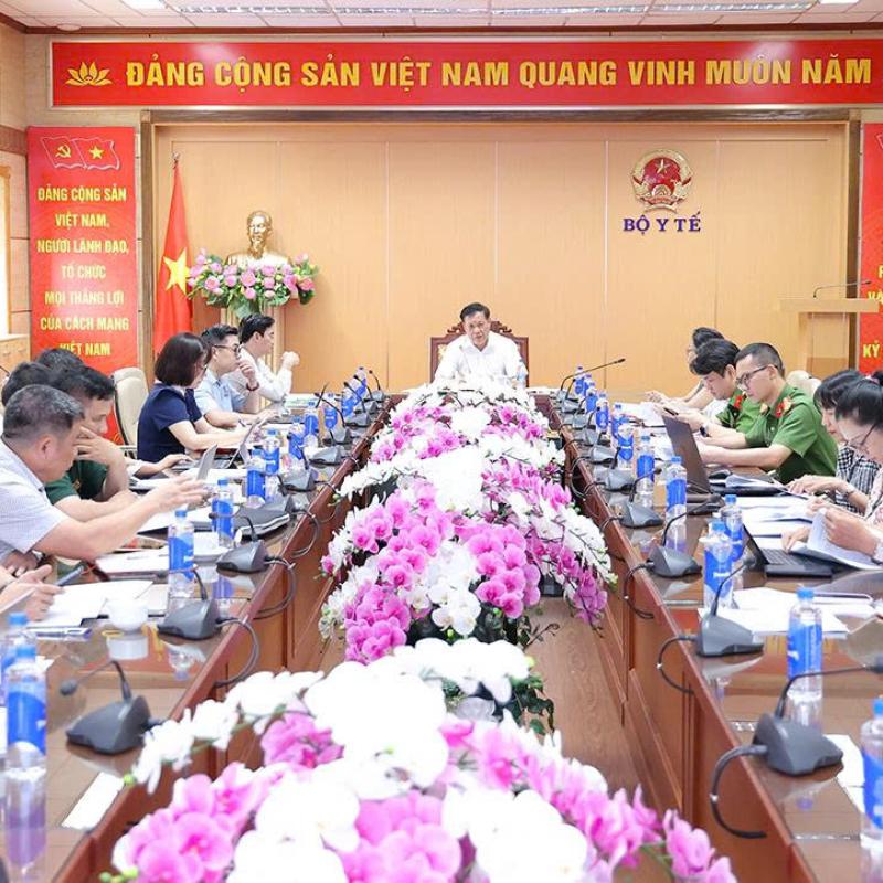 Đề xuất mô hình tổ chức quản lý nhà nước về an toàn thực phẩm theo từng cấp, thống nhất một đầu mối