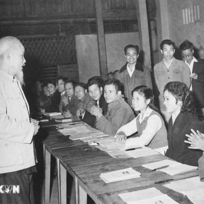 Tư tưởng Hồ Chí Minh soi sáng hành trình phát triển đất nước