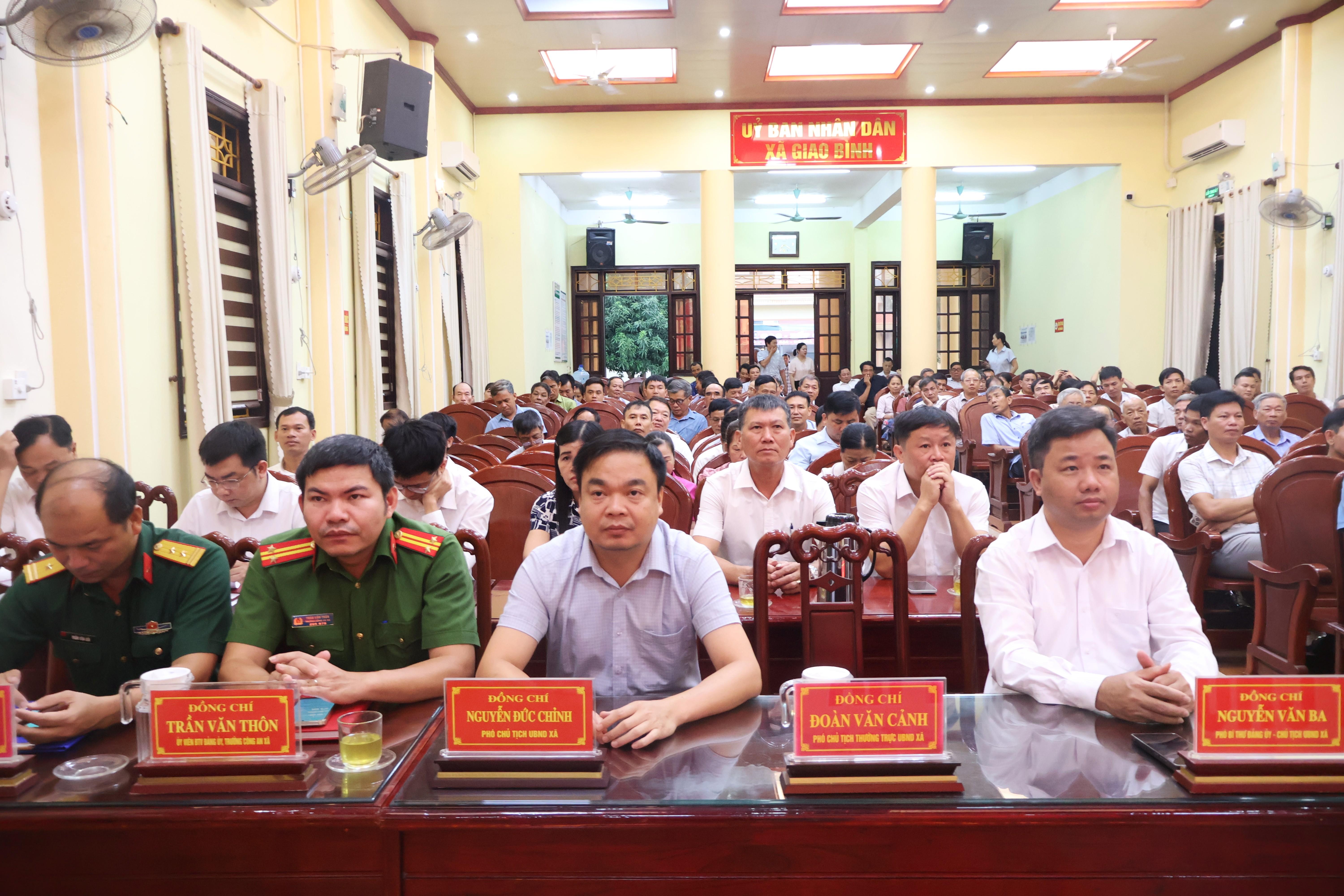 2-dai-bieu-2-1782803907-664936.jpg