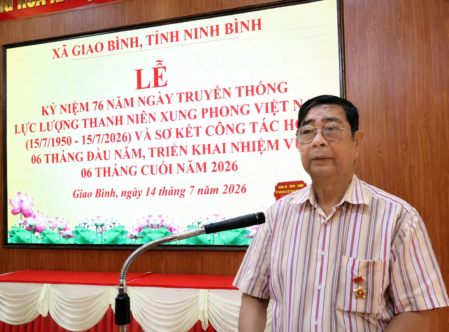 chu-tich-hoi-phat-bieu-1783999887-929153.png