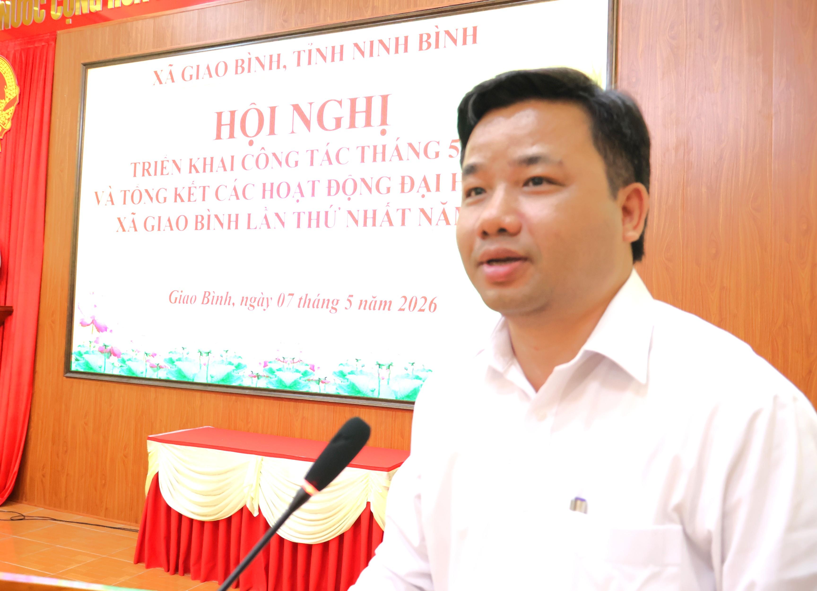 dc-chu-tich-ubnd-xa-1778209901-59096.jpg