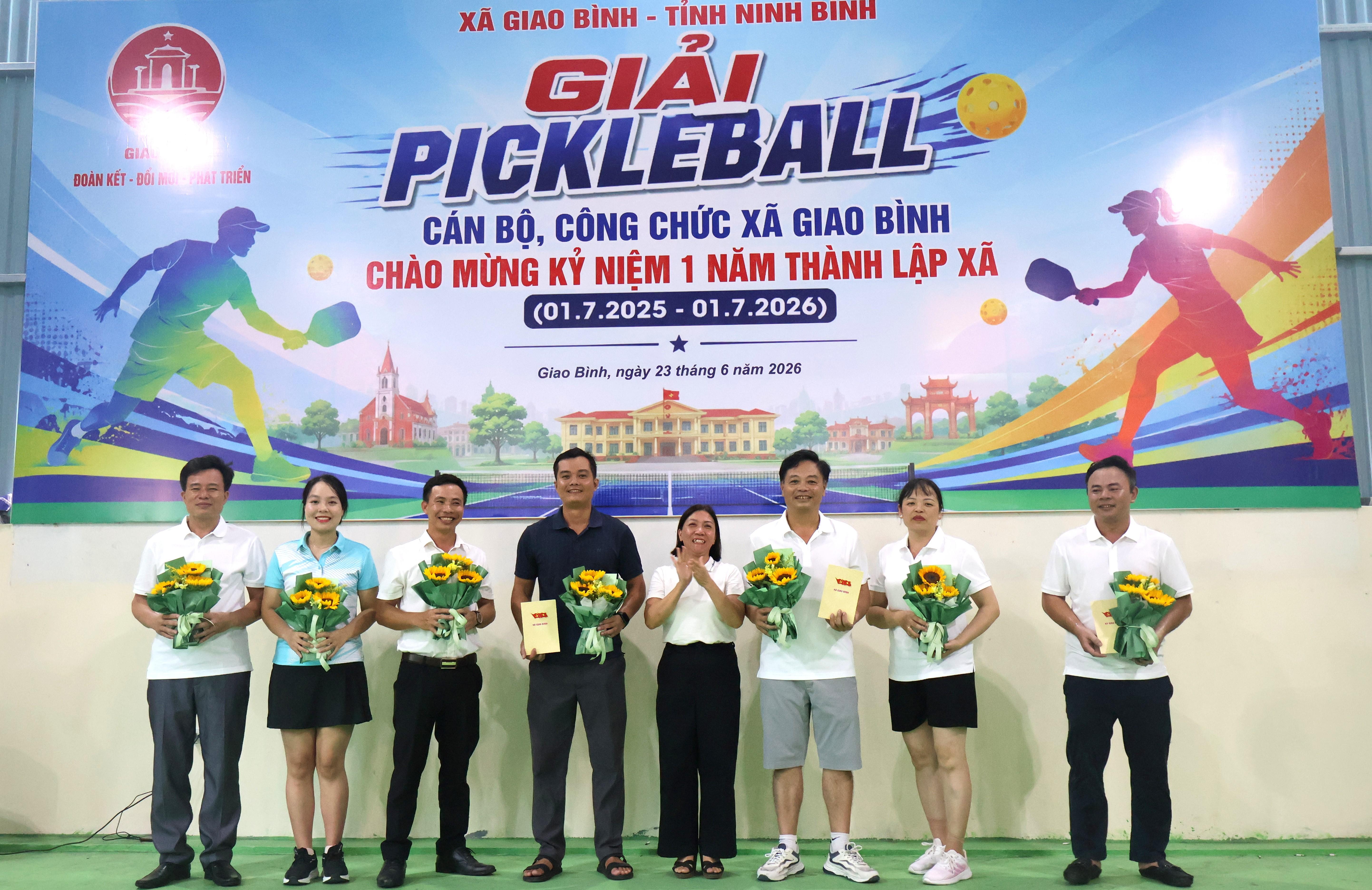 giai-ba-1782705894-815481.jpg