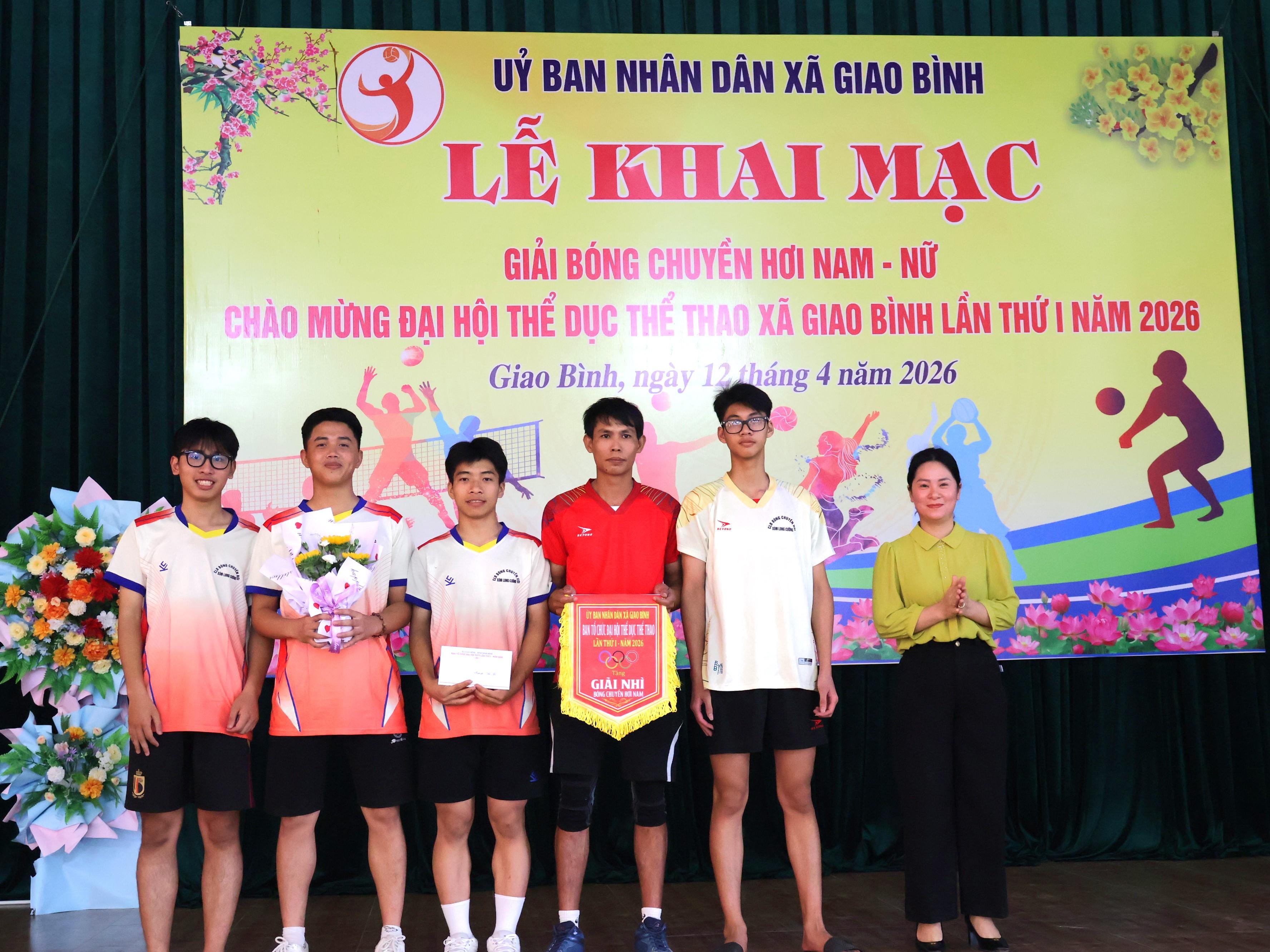 giai-nhi-nam-1777690794-49606.jpg
