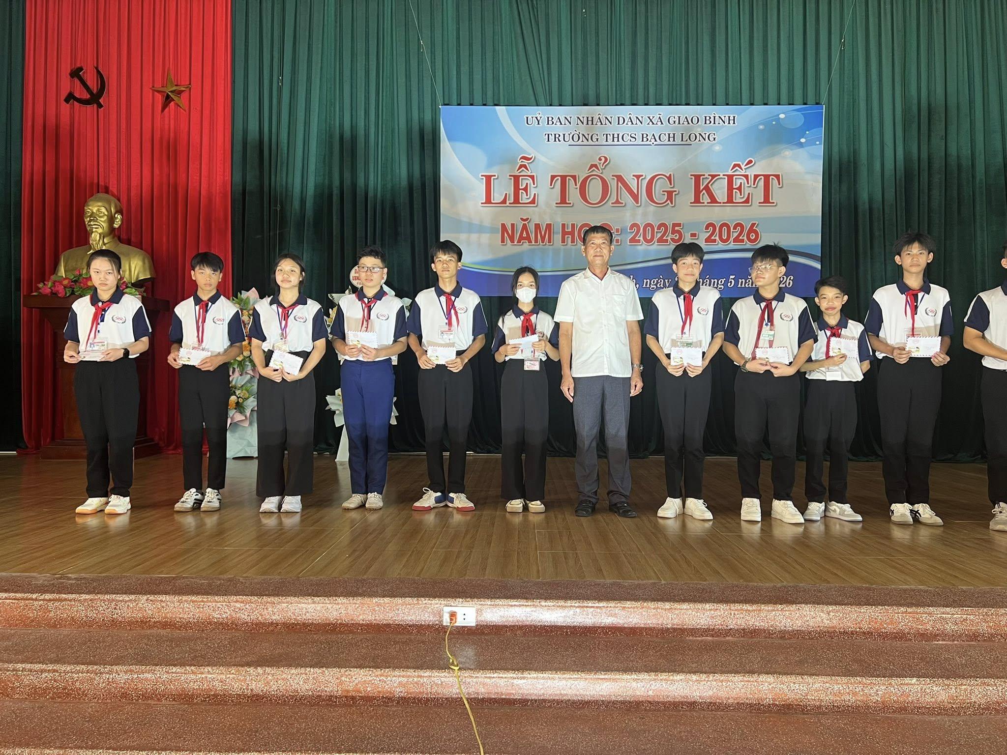 khen-thuong-cac-con-bl-3-1780146414-525035.jpg
