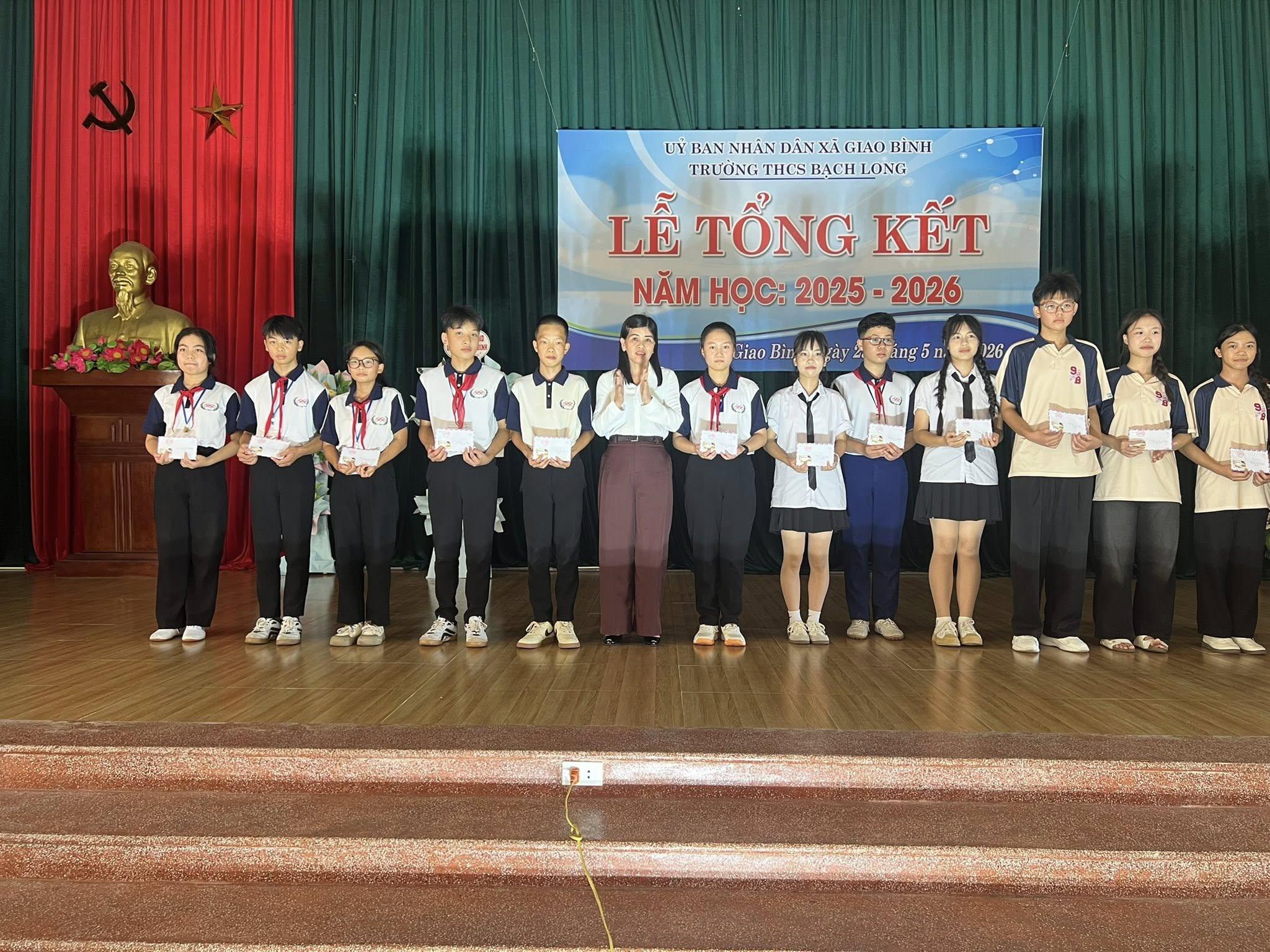 khen-thuong-cac-con-bl-4-1780146414-533092.jpg