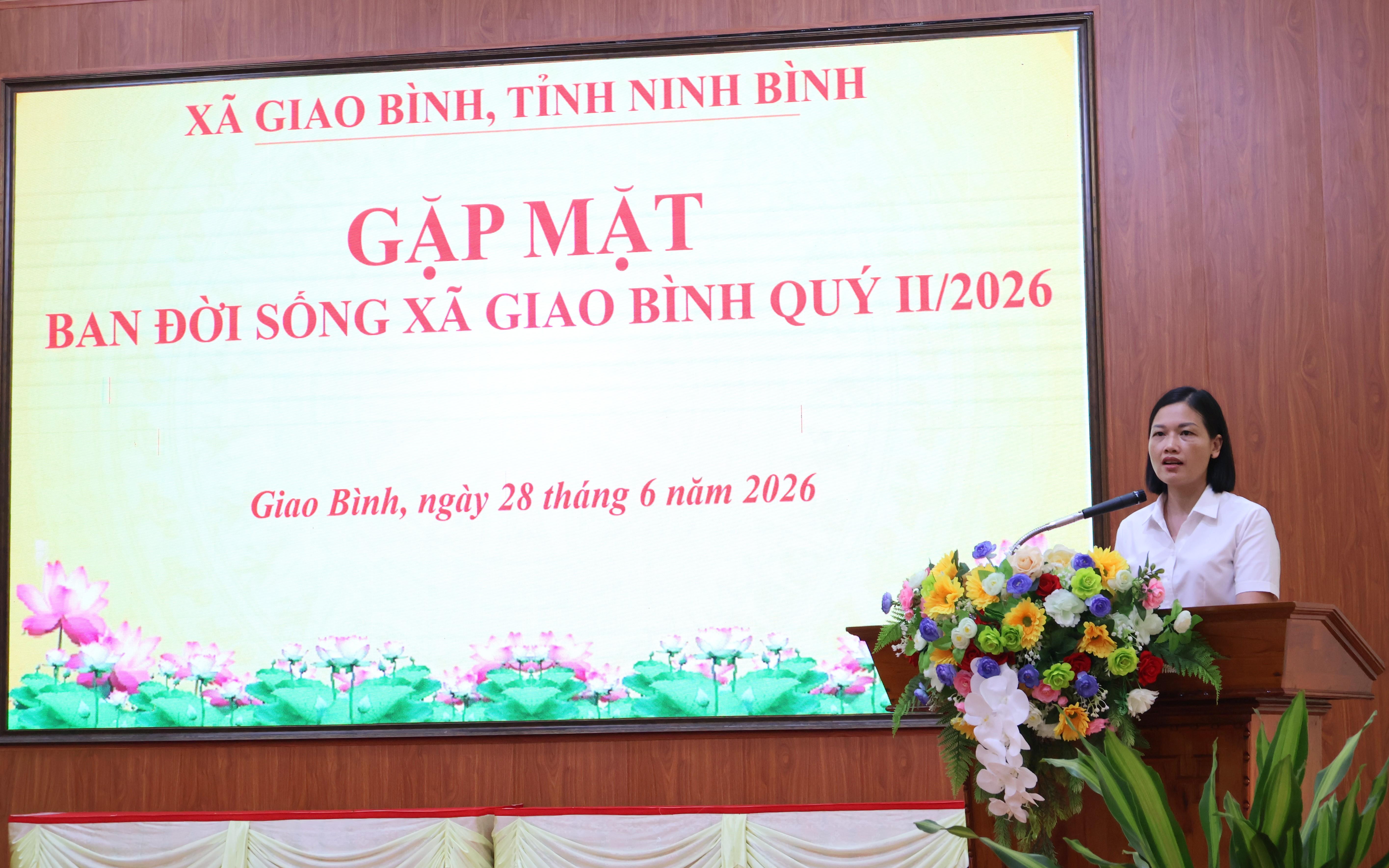 lanh-dao-xa-phat-bieu-1782725125-115716.jpg