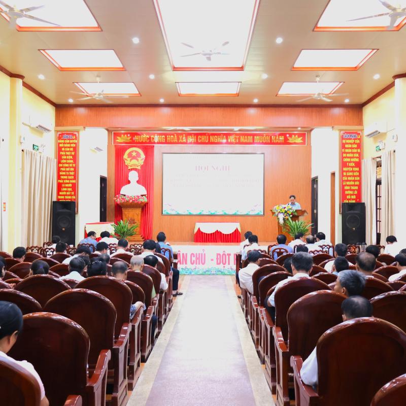 Xã Giao Bình tổ chức hội nghị triển khai công tác tháng 5 và tổng kết Đại hội TDTT lần thứ I năm 2026