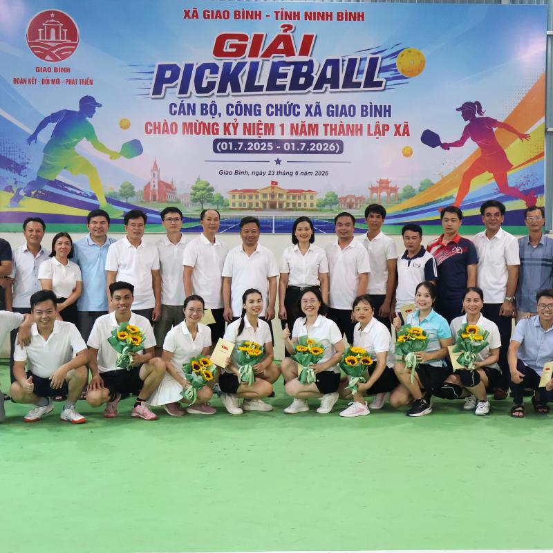 Sôi nổi Giải Pickleball cán bộ, công chức xã Giao Bình chào mừng kỷ niệm 1 năm thành lập xã
