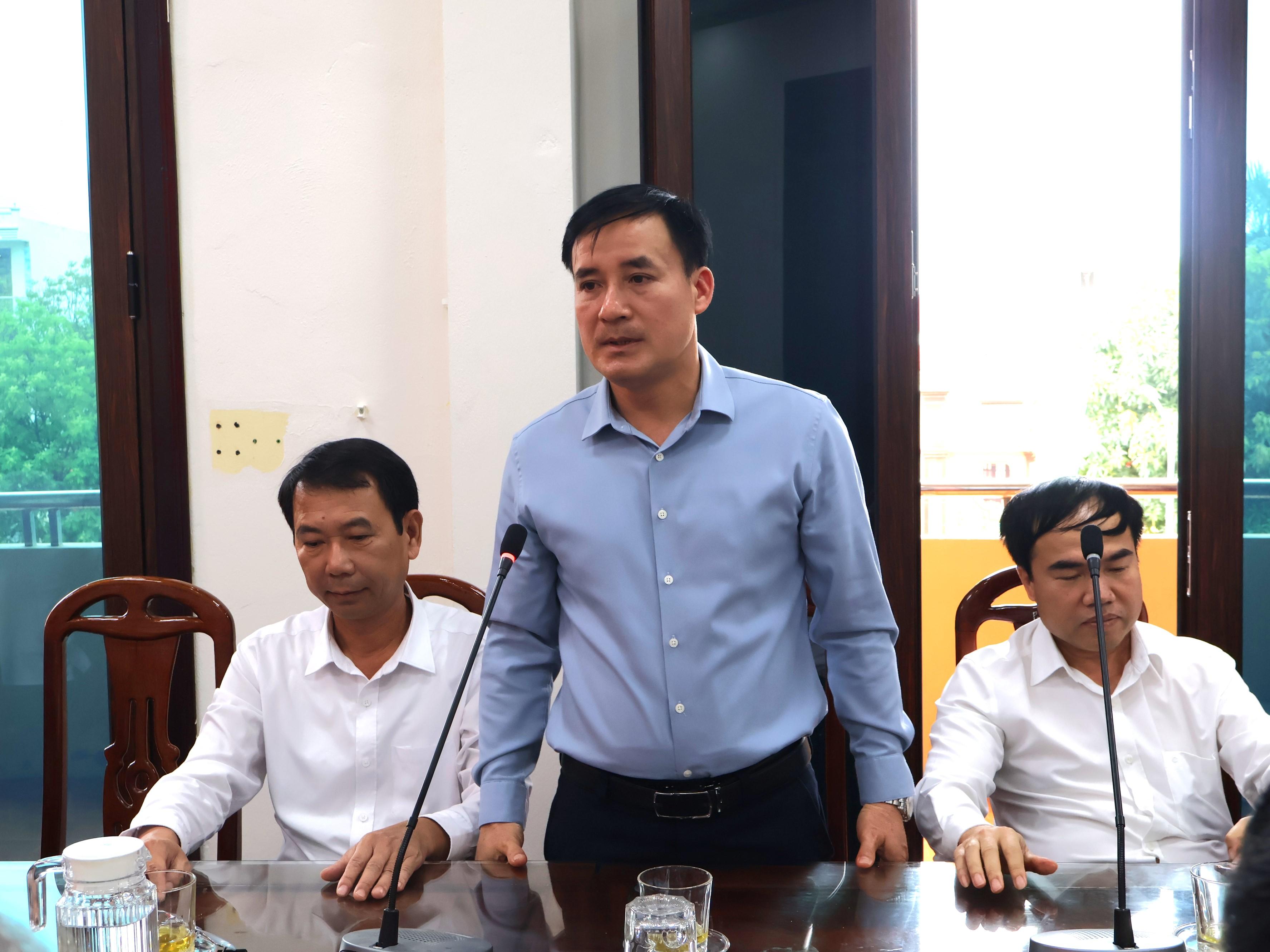 thay-chuong-1777910639-766250.jpg