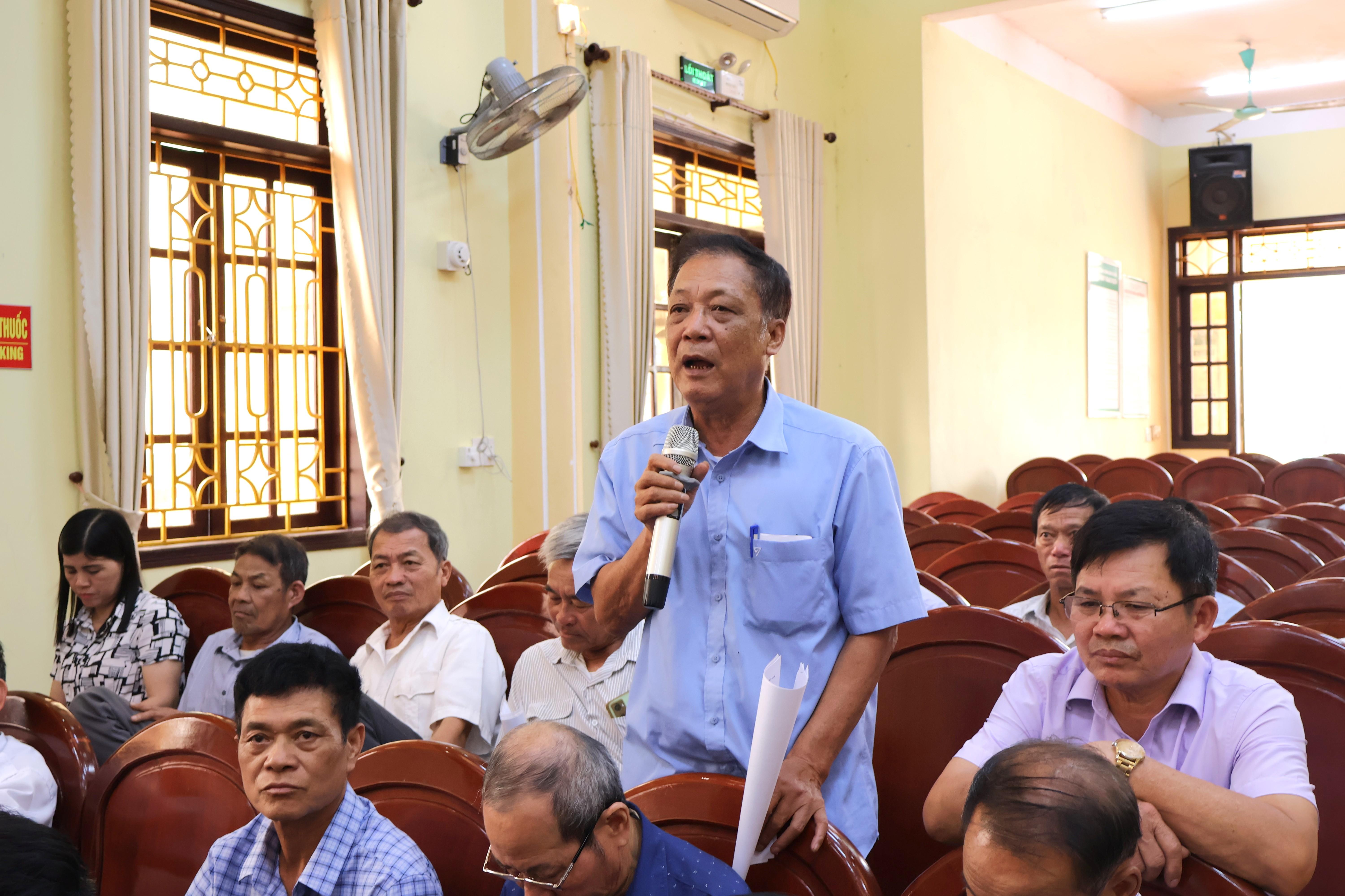 xom-truong-1-1775635804-217179.jpg