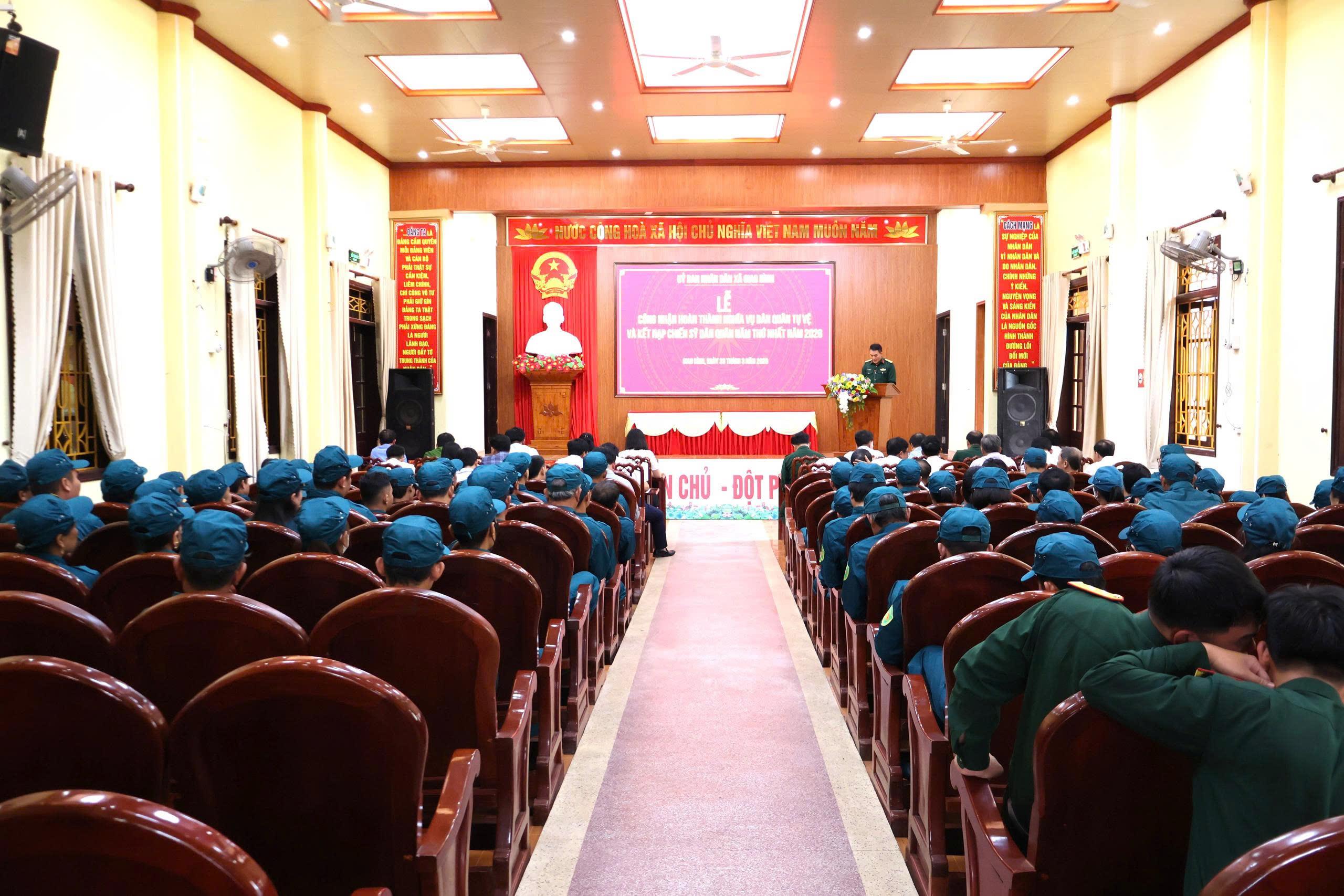 Xã Giao Bình tổ chức Lễ công nhận hoàn thành nghĩa vụ dân quân tự vệ và kết nạp chiễn sĩ dân quân năm thứ nhất năm 2026