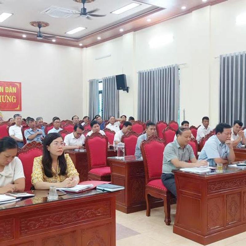 Hội nghị triển khai Đề án thành lập chi bộ thôn (mới), thảo luận lấy ý kiến về Đề án nhân sự các thôn trên địa bàn xã Giao Hưng.