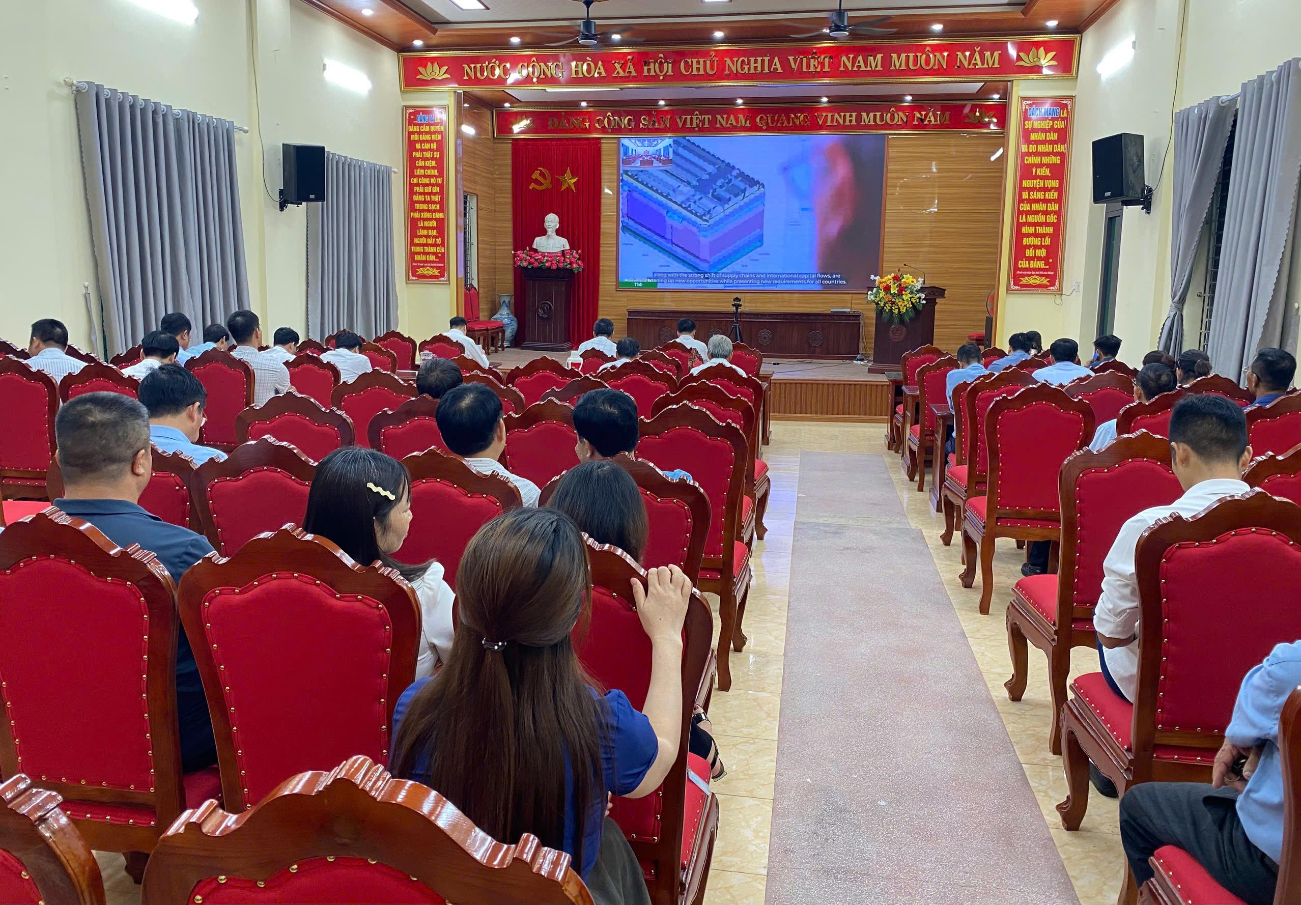 truc-tuyen-nq-1782870567-97956.jpg