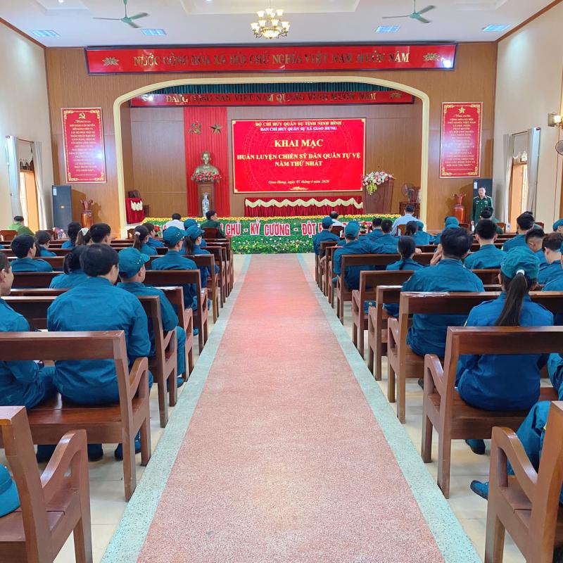 Ban chỉ huy quân sự xã Giao Hưng tổ chức Khai mạc huấn luyện chiến sỹ dân quân tự vệ năm thứ Nhất.