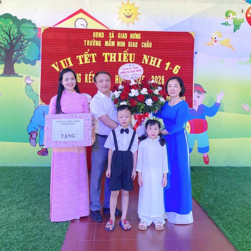 Đồng chí Đỗ Quang Trung – Bí thư Đảng ủy, Chủ tịch HĐND xã dự lễ tổng kết năm học 2025–2026 và vui Tết Thiếu nhi 1/6 tại Trường Mầm non Giao Châu.