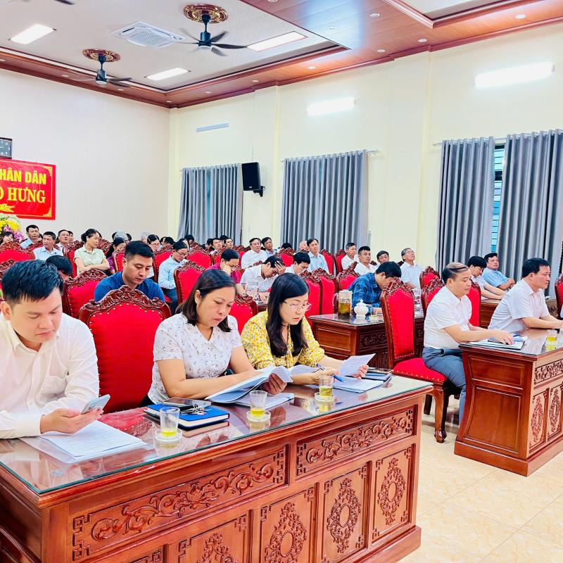 XÃ GIAO HƯNG QUÁN TRIỆT CHỈ THỊ SỐ 13 CỦA BAN THƯỜNG VỤ TỈNH ỦY VỀ SẮP XẾP THÔN, TỔ DÂN PHỐ; TRIỂN KHAI NHIỆM VỤ TRỌNG TÂM THÁNG 6 NĂM 2026