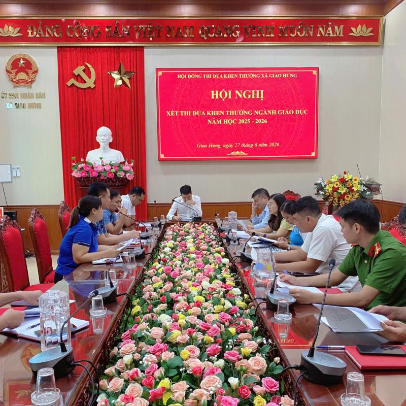 Xã Giao Hưng tổ chức Hội nghị xét thi đua, khen thưởng ngành Giáo dục năm học 2025 – 2026