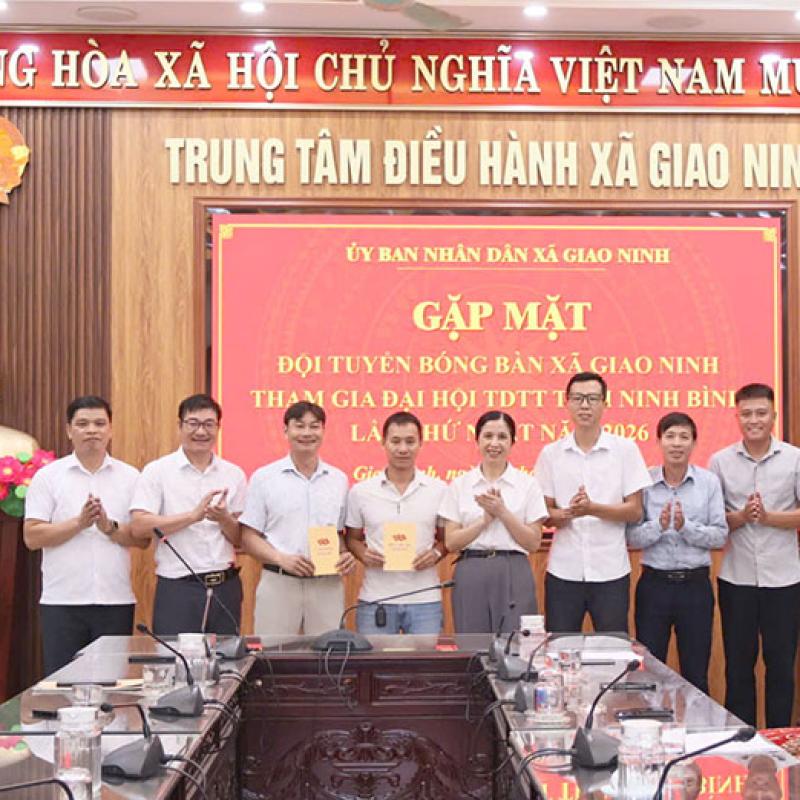 UBND xã gặp mặt, động viên 02 VĐV bóng bàn trước khi tham dự Đại hội TDTT tỉnh lần thứ Nhất năm 2026