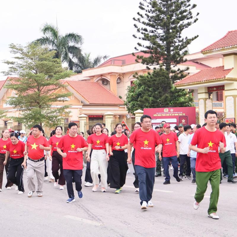 Xã Giao Ninh dự Lễ mít và chạy phong trào hưởng ứng tháng hành động phòng chống ma túy năm 2026