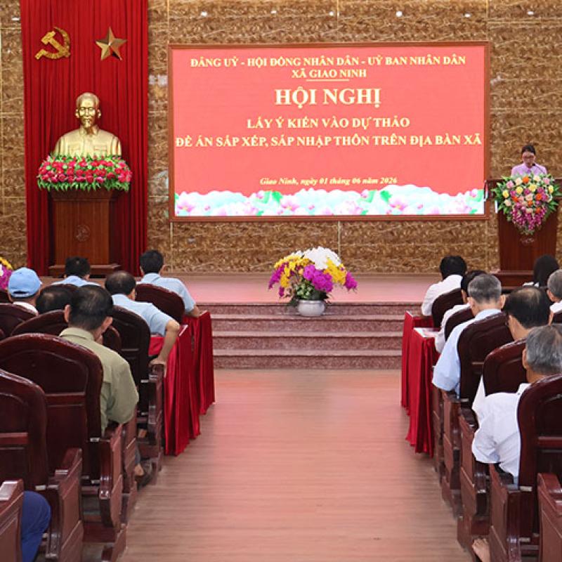 Đảng ủy, UBND xã lấy ý kiến của nguyên cán bộ chủ chốt xã vào dự thảo Đề án sắp xếp, sáp nhập thôn