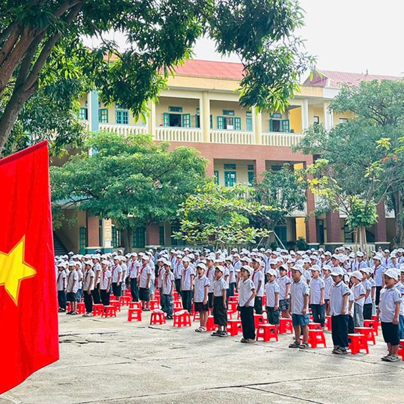 Trường Tiểu học Quất Lâm( xã Giao Ninh) sinh hoạt dưới cờ  Kỷ niệm 136 năm ngày sinh nhật Bác (19/5/1890-19/5/2026)