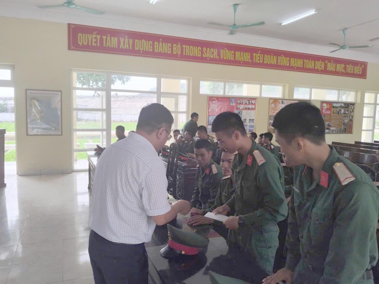 a-tuyen-the-16-s-1781066322-208557.jpg