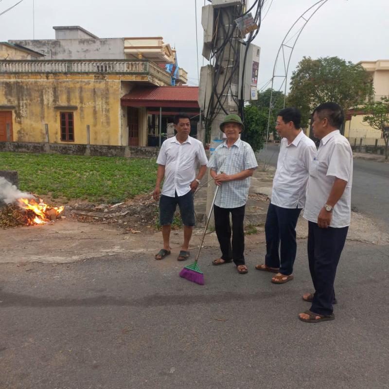 Các thôn trên địa bàn xã Giao Ninh đồng loạt ra quân vệ sinh môi trường tháng 3/2026