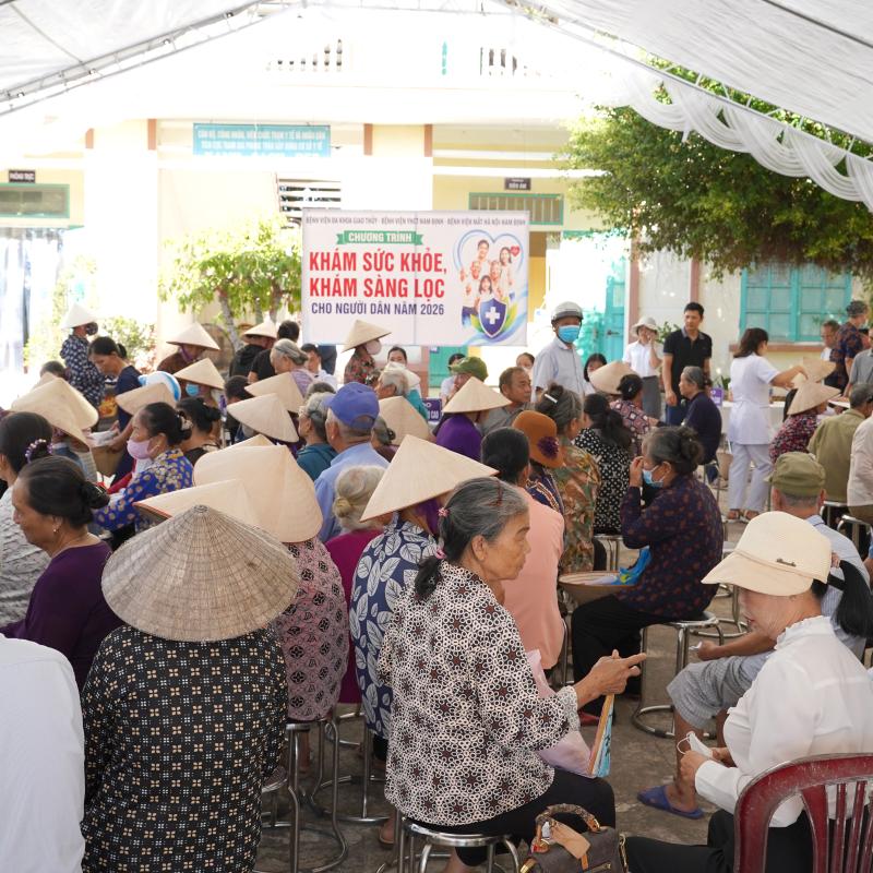 UBND xã Giao Phúc tổ chức khám sức khỏe định kỳ và khám sàng lọc miễn phí cho người dân thuộc nhóm ưu tiên trên địa bàn xã