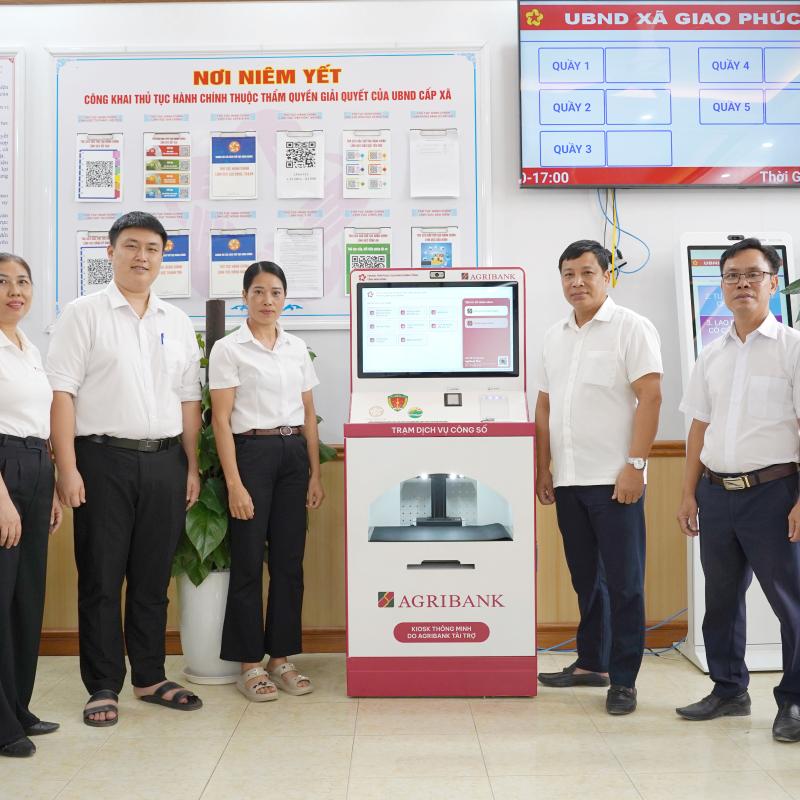 UBND xã Giao Phúc triển khai mô hình Kiosk Hành chính công thông minh tại Xóc đĩa online - Dubai Palace Casino Phục vụ hành chính công xã