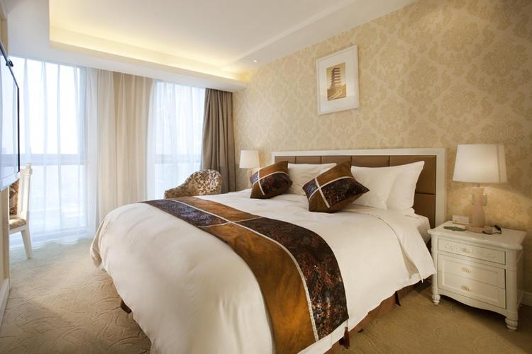 Hội nghị đối thoại giữa người đứng đầu cấp ủy, chính quyền với MTTQ, các đoàn thể chính trị - xã hội và nhân dân xã Giao Phúc năm 2025