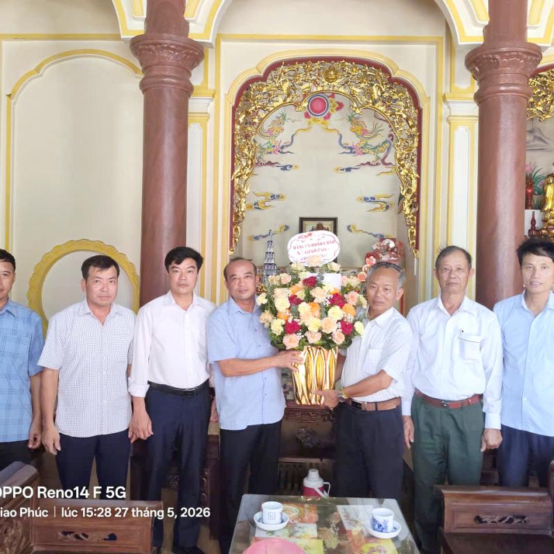 Địa phương xã Giao Phúc tổ chức Đoàn đi thăm, chúc mừng Đại lễ Phật đản, Phật lịch 2570 và Mùa an cư kết hạ năm 2026 tại chùa Bảo Hà.