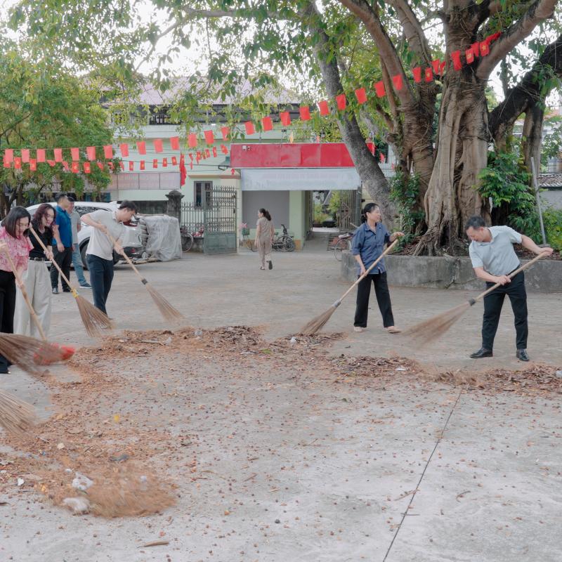 BAN THƯỜNG TRỰC ỦY BAN MTTQ VIỆT NAM PHƯỜNG HÀ NAM TỔ CHỨC LỄ PHÁT ĐỘNG PHONG TRÀO THI ĐUA “TOÀN DÂN CHUNG TAY BẢO VỆ MÔI TRƯỜNG, VÌ MỘT VIỆT NAM XANH - SẠCH - ĐẸP”