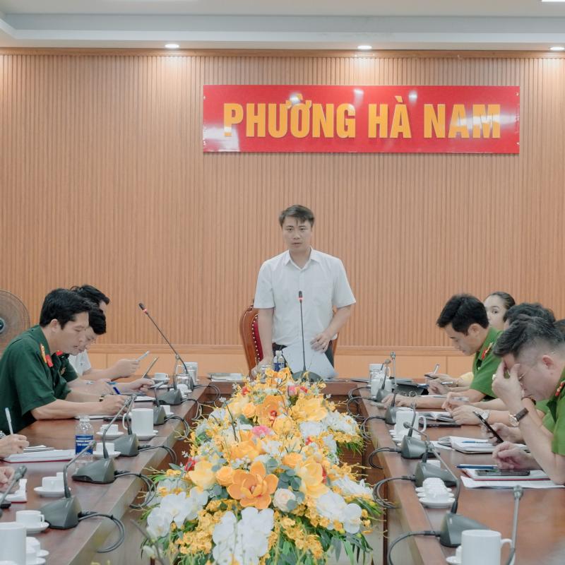 Phường Hà Nam tổ chức Hội nghị đánh giá công tác đảm bảo an ninh trật tự, quốc phòng địa phương và một số nhiệm vụ trọng tâm trong thời gian tới trên địa bàn phường Hà Nam.
