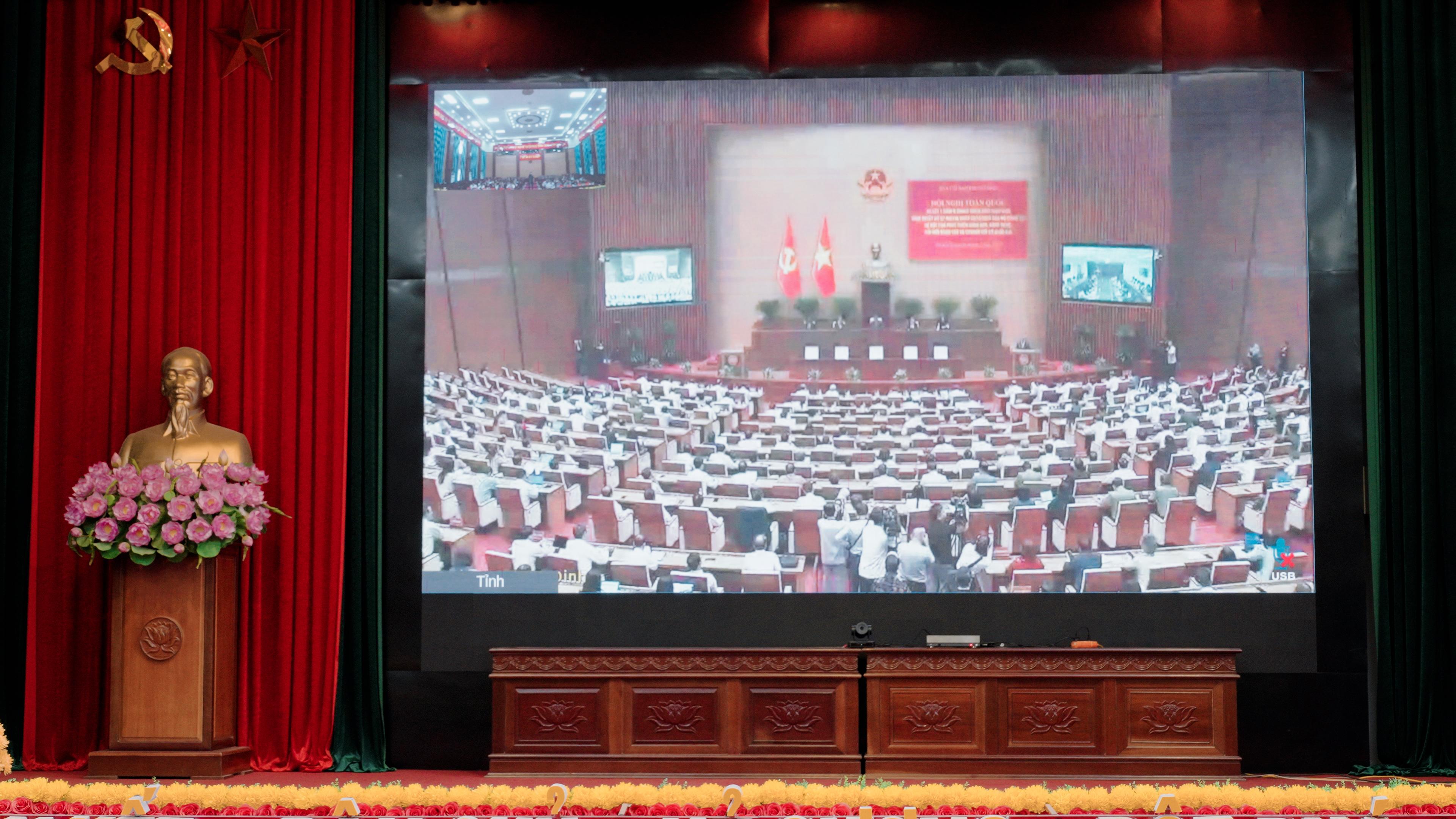 Hội nghị trực tuyến toàn quốc sơ kết 1 năm 6 tháng triển khai thực hiện Nghị quyết số 57-NQ/TW ngày 22/12/2024 của Bộ Chính trị.