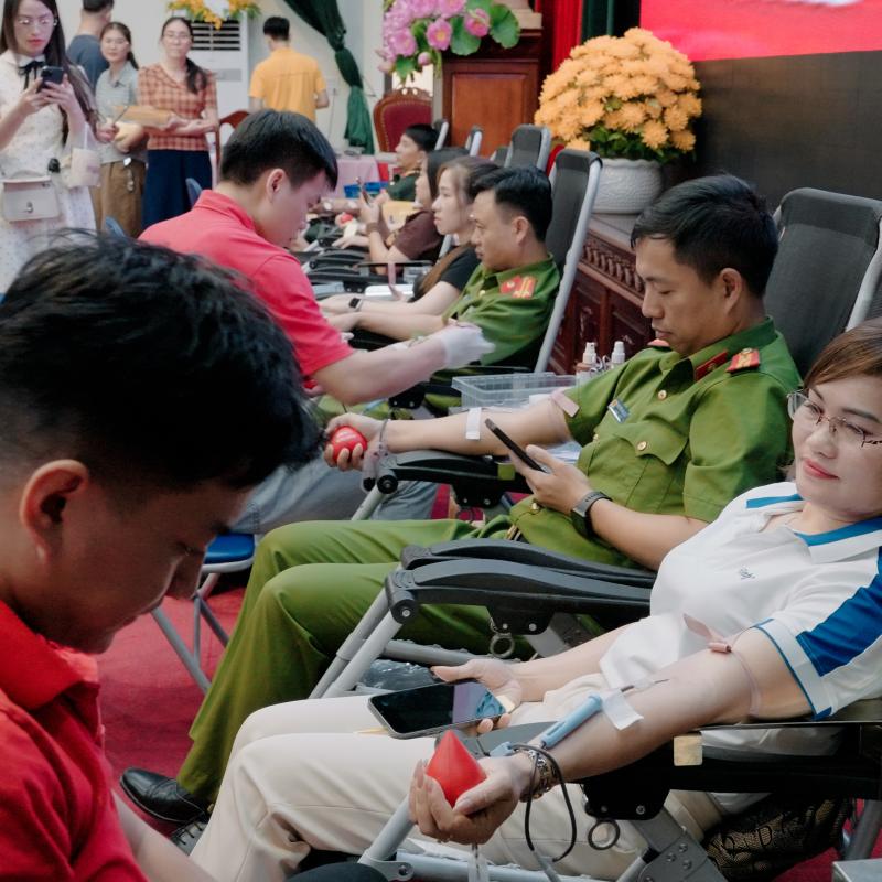 Ban Chỉ đạo vận động hiến máu tình nguyện phường Hà Nam tổ chức Ngày hội hiến máu tình nguyện hưởng ứng Tháng Nhân đạo năm 2026
