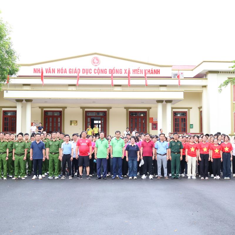 XÃ HIỂN KHÁNH TỔ CHỨC NGÀY CHẠY "CHUNG MỘT QUYẾT TÂM XÂY DỰNG XÃ, PHƯỜNG, ĐẶC KHU KHÔNG MA TÚY"