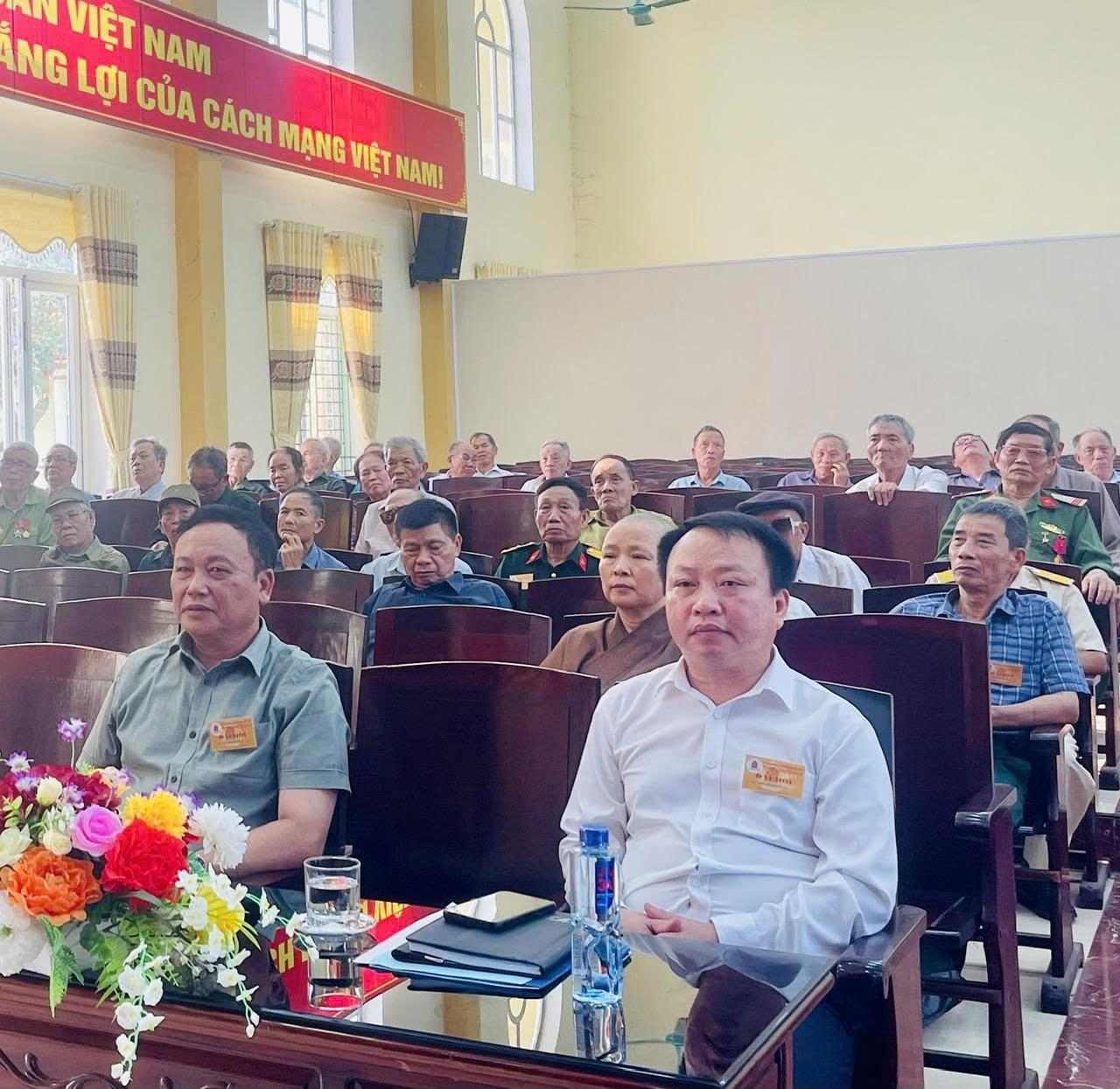 athong-1776129786-763313.jpg
