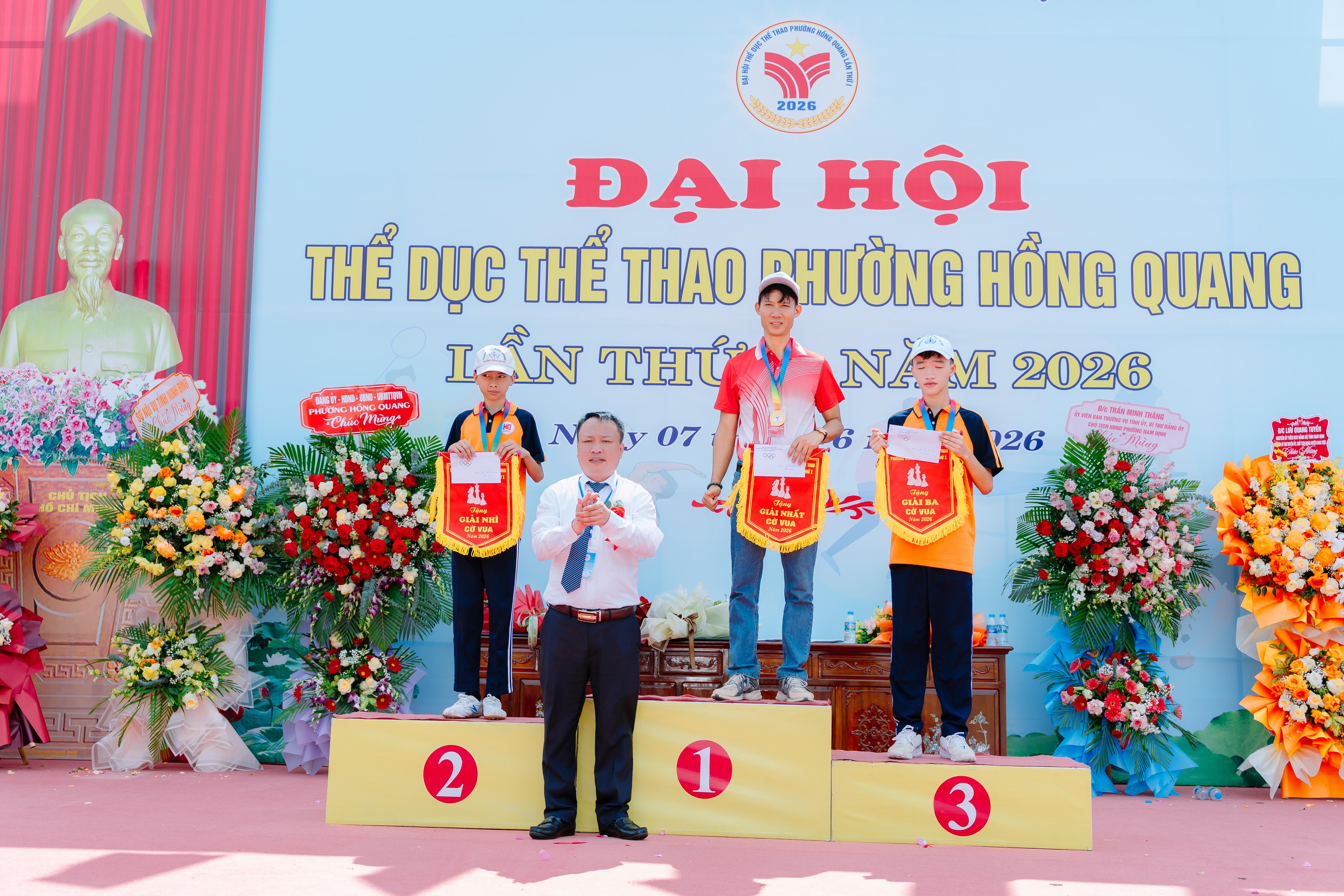 tnh08104-1780828655-990378.jpg