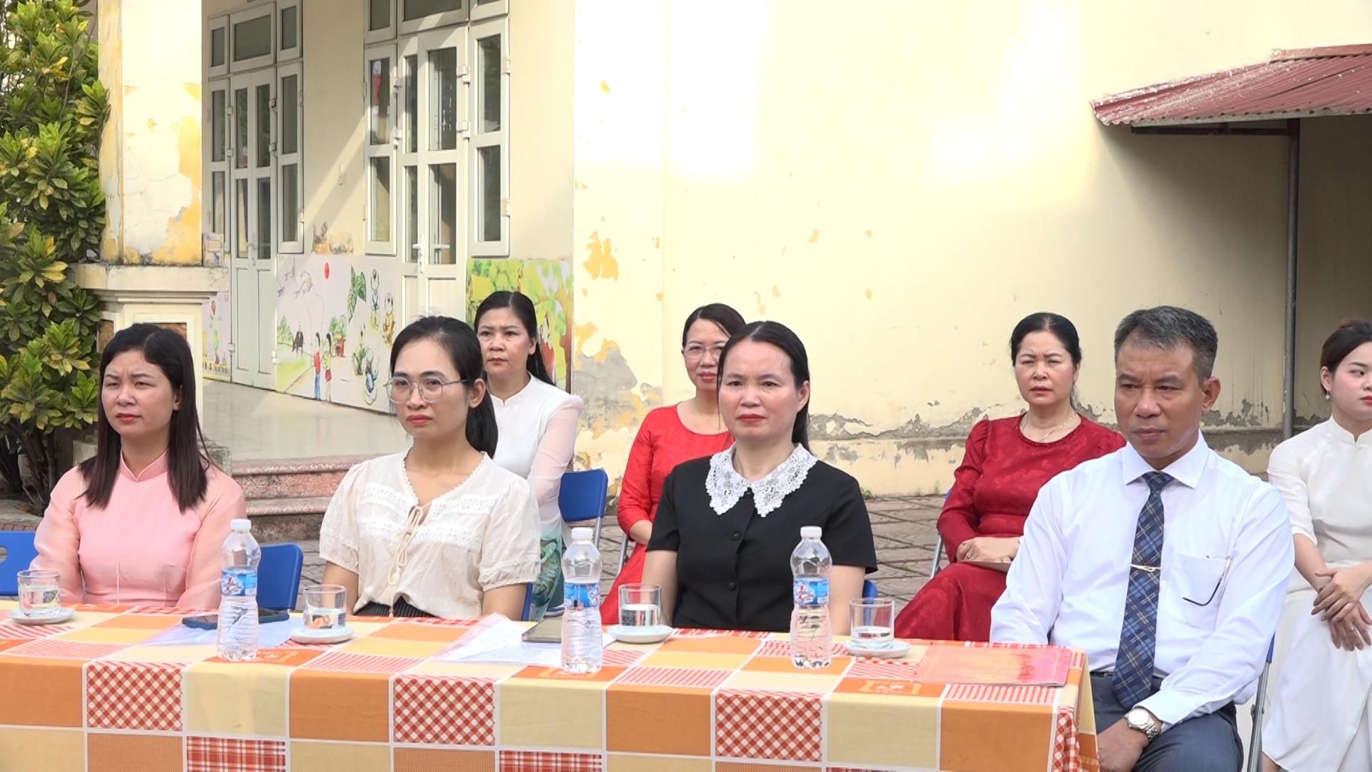 cac-dai-bieu-du-hoi-nghi-7-1781779978-560189.jpg