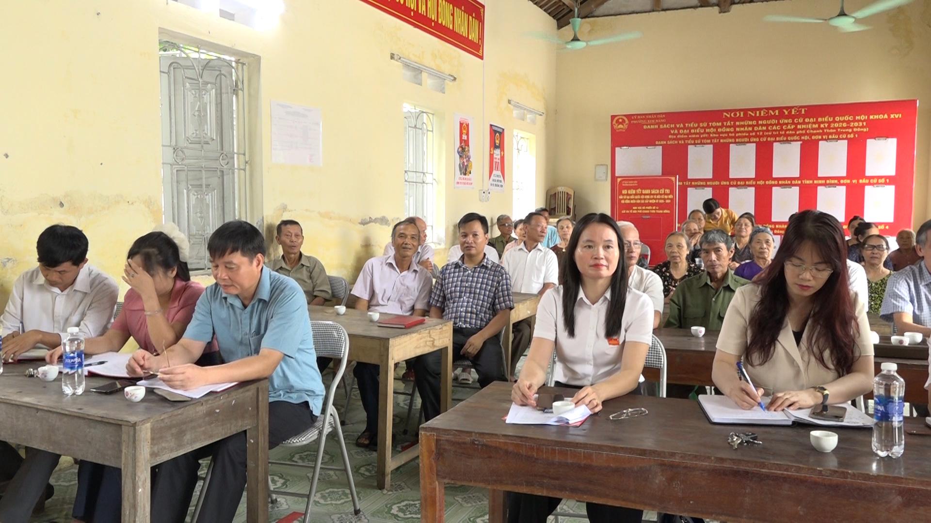 cac-dai-bieu-va-cu-tri-du-tai-tdp-chanh-thon-trung-dong-1782185812-136487.jpg