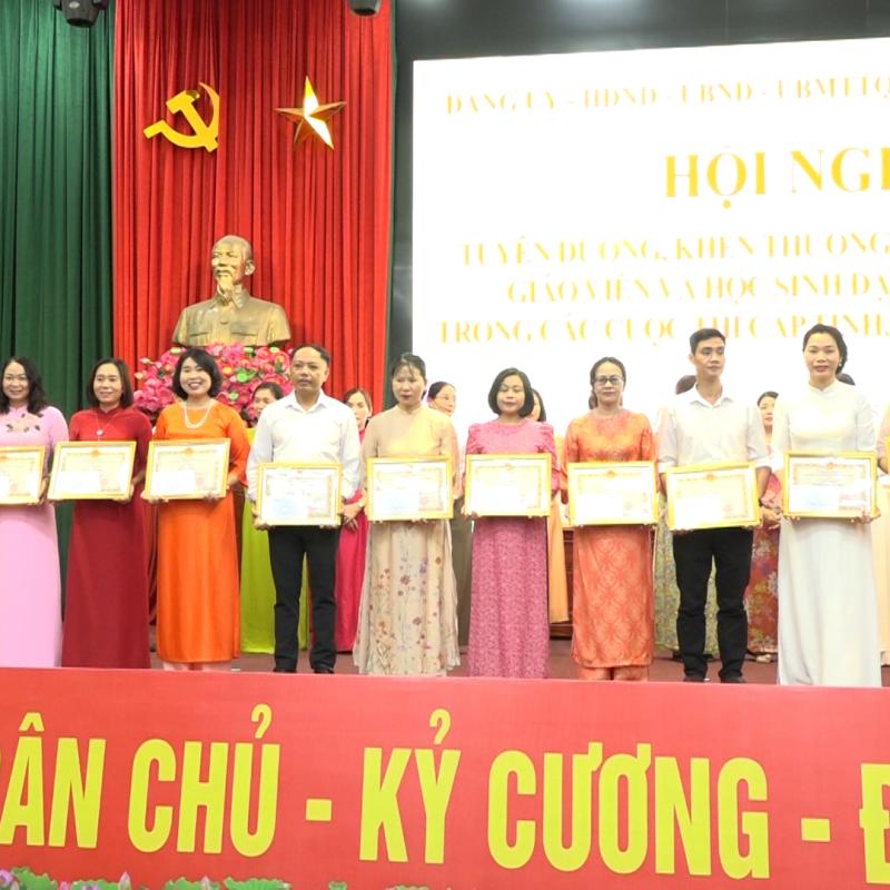 HỘI NGHỊ TUYÊN DƯƠNG, KHEN THƯỞNG CÁN BỘ QUẢN LÝ, GIÁO VIÊN VÀ HỌC SINH ĐẠT THÀNH TÍCH TRONG CÁC CUỘC THI CẤP TỈNH,  NĂM HỌC 2025 – 2026