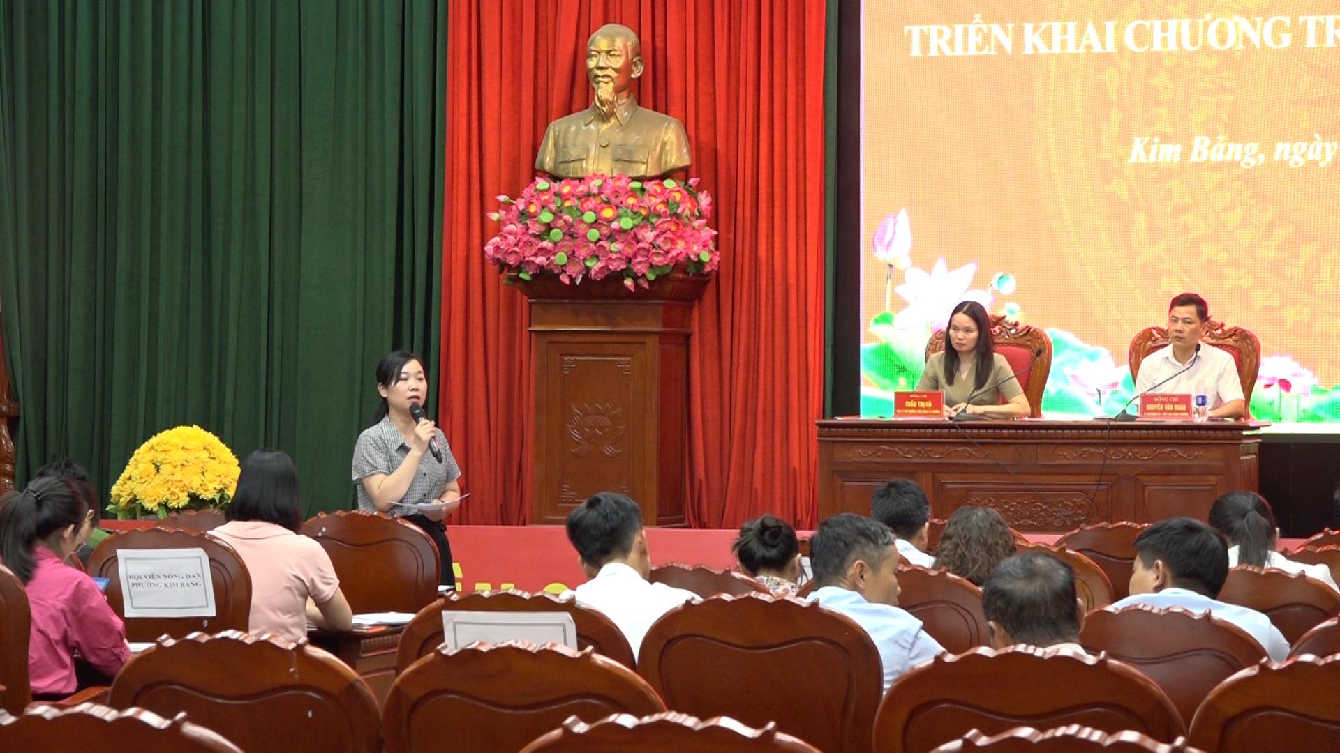 lanh-dao-ubnd-bao-cao-noi-dung-trien-khai-cong-viec-1781585425-761532.jpg
