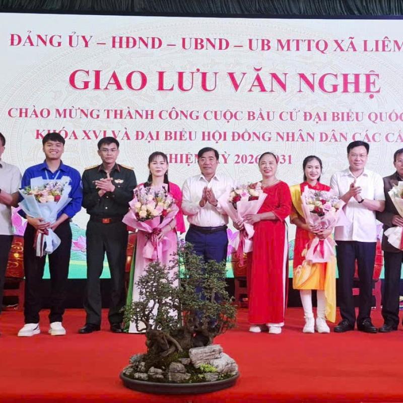 XÃ LIÊM HÀ SÔI NỔI GIAO LƯU VĂN NGHỆ CHÀO MỪNG THÀNH CÔNG CUỘC BẦU CỬ QUỐC HỘI KHÓA XVI VÀ BẦU CỬ HĐND CÁC CẤP NHIỆM KỲ 2026-2031