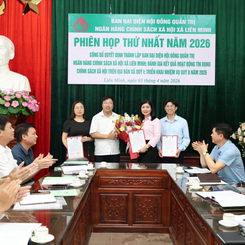 Ban Đại diện Hội đồng quản trị NHCSXH xã Liên Minh tổ chức phiên họp thứ nhất năm 2026